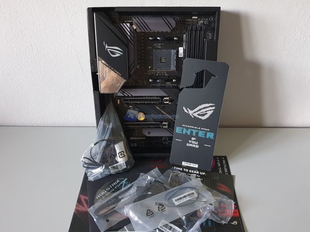 asus rog strixx570egaming 11