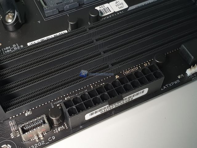 asus rog strixx570egaming 32